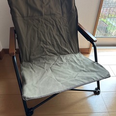折りたたみ　焚き火チェア/BUNDOK(バンドック)/ローチェアの画像