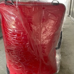 「【新品未使用】がまかつ タックルバッグ（レッド）袋付きの画像