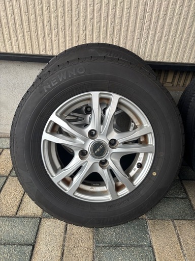 パッソ　　夏タイヤ　BRIDGESTONE