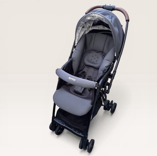 美品 Aprica カルーンエアーメッシュAB アカチャンホンポ限定モデル