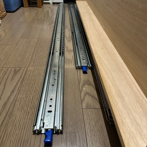 スライドレール
