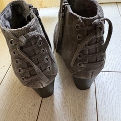 ミネトンカ  ブーツの画像