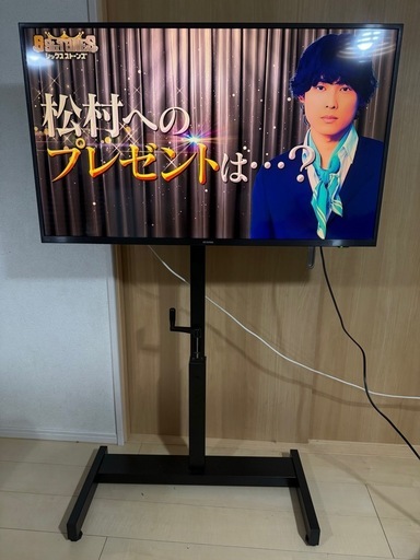 2020年製　テレビ　アイリスオーヤマ　LUCA 43XUB30 　SHOWAスタンド付き