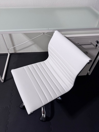 【美品】オフィスデスク120×60、チェスト、チェア 3点セット！