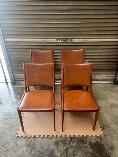 〖倉庫保管品〗 中古 椅子 4脚セット Johannes Andersen ヨハネス・アンダーセン ダイニングチェアー ローズウッド レザー デンマーク家具 北欧家具