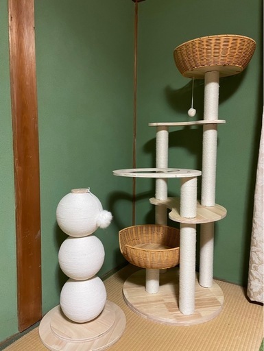 美品 ナチュラル木製キャットタワー＋爪とぎセット おしゃれインテリア」