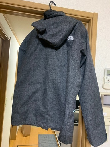 THE NORTH FACEの防風ジャケット