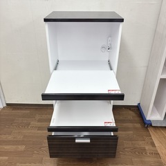 【🐤買取市場 柴田店】 I691 🌈 三環ジャパン レンジ台 キッチン台 ⭐ クリーニング済の画像