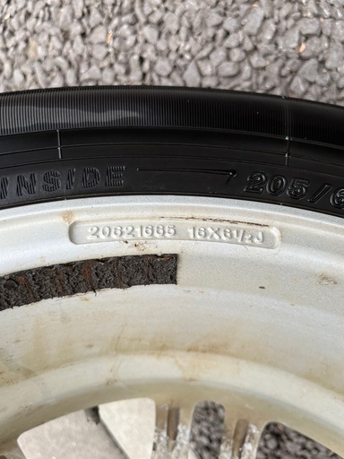 205/60R16 16インチスタッドレス  IG60 ステップワゴン