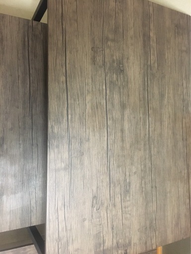 ダイニングテーブルとベンチセット