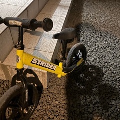 ストライダーの画像
