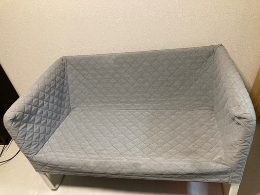 IKEA 
KNOPPARP（クノッパルプ）2人掛けソファ