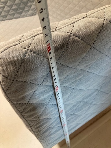 IKEA 
KNOPPARP（クノッパルプ）2人掛けソファ