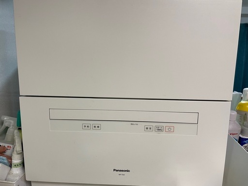 【美品・2022年製】Panasonic 食洗機 NP-TA4-W