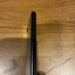 iPhone SE 3 第3世代　美品　ブラック　64G バッテリー76%の画像