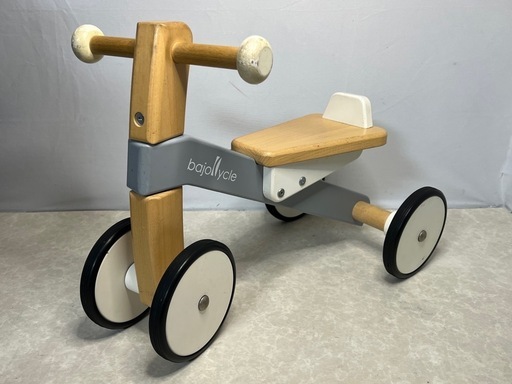 ボーネルンド bajocycle 木の四輪バイク 三輪車 室内用