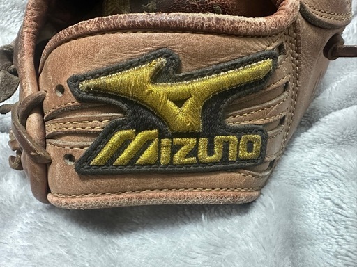 硬式グローブ
