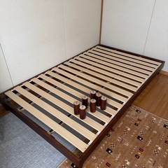 セミダブルベッドの画像
