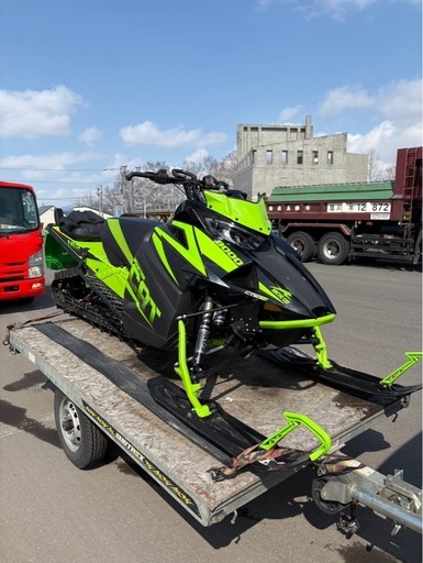 arctic cat m8000 162 スノーモービル