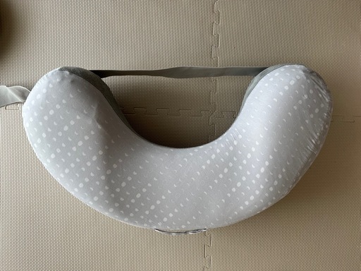 エルゴベビー　授乳クッション
