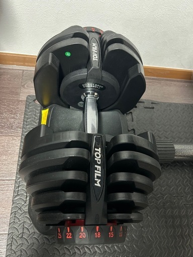 可変ダンベルとベンチ