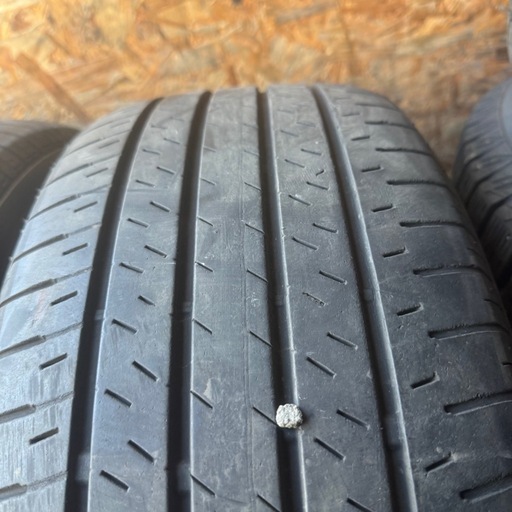 バリ山　BRIDGESTONE DUELER  H/L 235/55R18 夏タイヤ　2018年製　18インチ