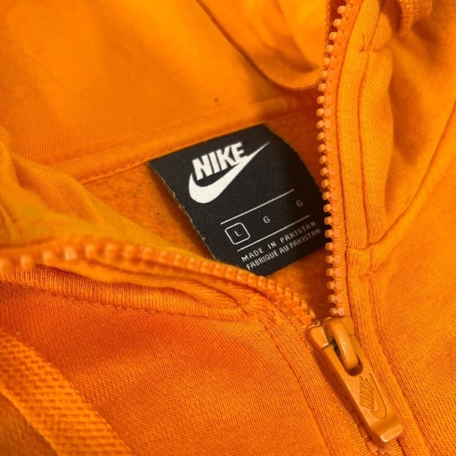 NIKE  パーカー