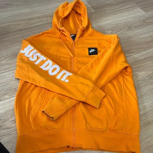 NIKE  パーカー