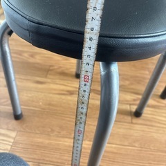 スツールの画像