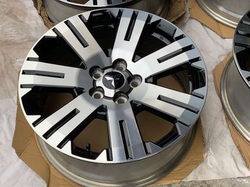 デリカD5後期型純正ホイール4本　美品