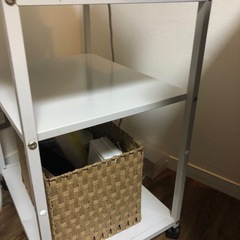 大型ワゴン白　お譲りしますの画像