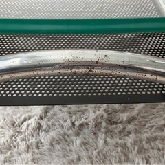 ガラステーブル　インテリアの画像