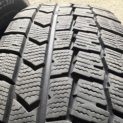 DUNLOP WM02 195/65R15 4本 8分山 冬タイヤ中古 プリウスノアヴォクシーオーリスセレナステップワゴンなどにの画像