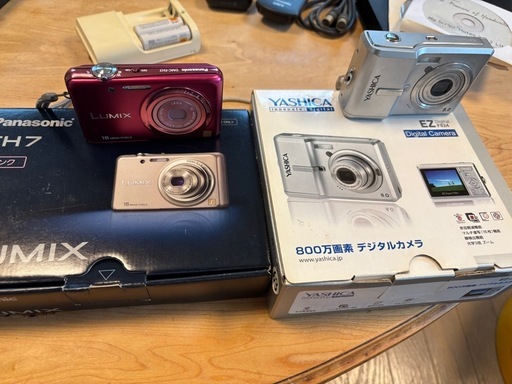 デジカメ2台セット