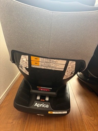 [値下げしました]Apricaチャイルドシート360°ISOFIX