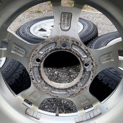 山あり 4本 ジムニー 16インチ ５穴 139.7 5.5J ＋22 Weds KEELER FORCE 175/80R16 ヨコハマ GEOLANDAR の画像