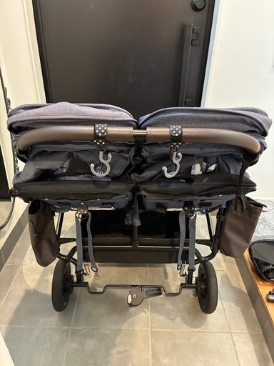 【Air Buggy】双子用ベビーカー　 エアバギー ココダブルフロムバース