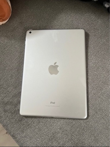 iPad 第6世代32Ｇ B