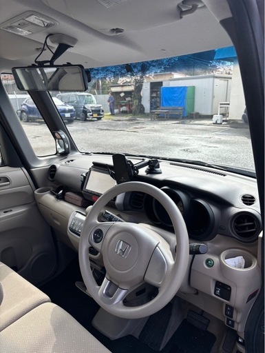 車のパーツ N-box