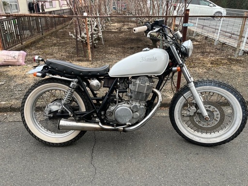 車検令和10年２月まで！　ヤマハSR400 トラッカーカスタム