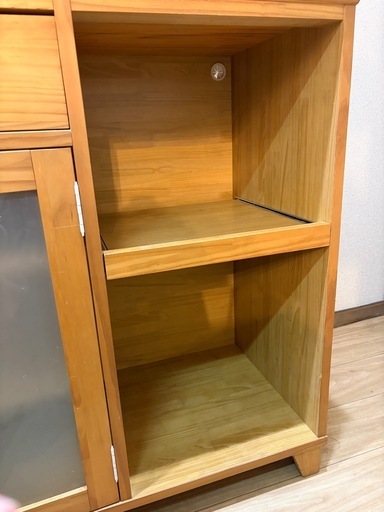 モモナチュラル カップボード