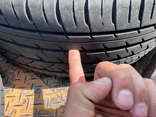 BADX ロクサーニ マルチフォルケッタ　19インチホイールタイヤ　215/35R19 プリウスPCD 100