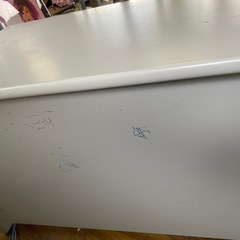 オフィス事務用デスクまとめて持っていただける方優先の画像