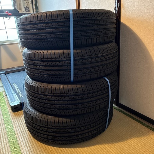 新品未使用夏タイヤ225/65R17 2026年製造　4本セット
