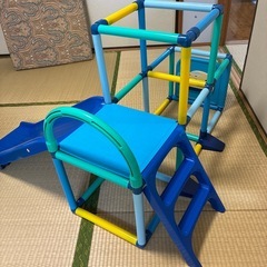 決まりました。室内ジャングルジム滑り台の画像