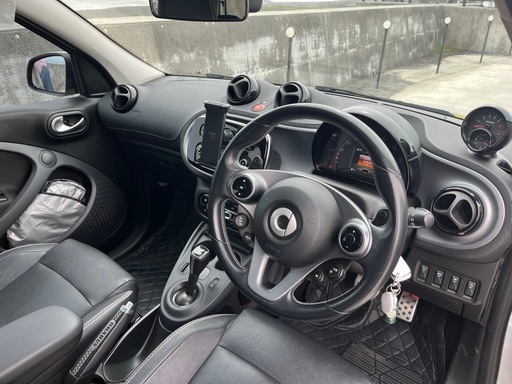 スマート　フォーフォー　ブラバスエクスクルーシブ　カスタム多数　smart forfour