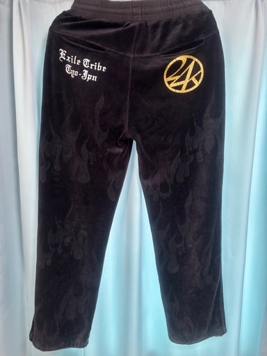 【ありがとうございました 24karats EXILE TRIBE ベロアパーカー上下セット ブラック ファイヤー柄】