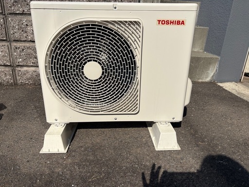 2023年製 東芝 エアコン RAS-2213ATM 室内機・室外機セット リモコン付き