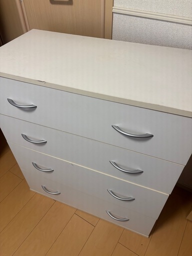 4段チェスト (ひなこ) 豊明の収納家具《タンス、衣類収納》の中古 