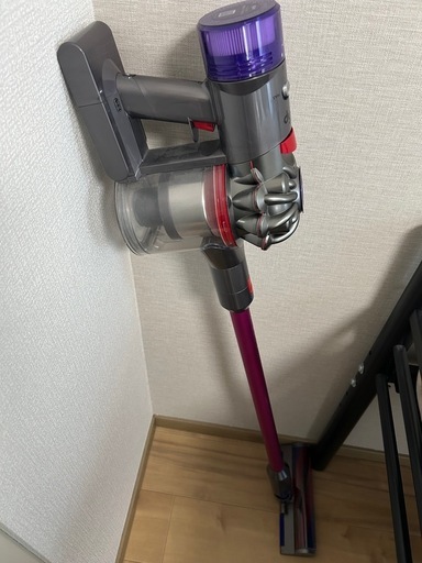 ダイソン　V8 Slim Fluffy Extra